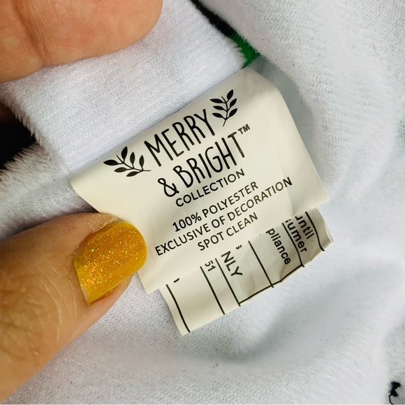 Thrills and chills Guinea pig Christmas Santa Claus 2 pc costume with hat. GUC - Picture 9 of 10